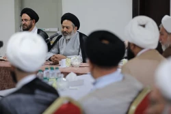 حجت الاسلام والمسلمین نواب:

روحانیون می‌توانند در ذهن زائران «گلستان معرفت» ایجاد کنند 5