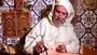 مغربی مُقعَد یخط القرآن على جلد ماعز بأسلوب مبدع