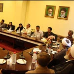 تجلیل دانشجویان نخبه از رهبر انقلاب برای فراهم کردن سفر عمره دانشجویی