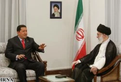 رهبر معظم انقلاب: ایران و ونزوئلا زمینه استحکام جبهه استقلال را فراهم کنند