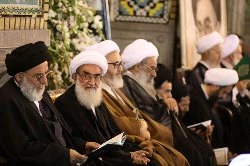 مراسم بزرگداشت حضرت آیت الله بهجت درحرم حضرت معصومه (س) قم برگزار شد