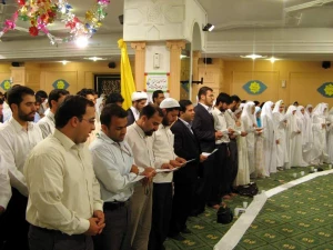 مسئول بعثه مقام معظم رهبری در عربستان خبر داد،برگزاری 5 جشن ازدواج زوج های جوان در مکه مکرمه