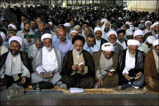 آخرين وداع زائران ايراني در بين الحرمين مدينه