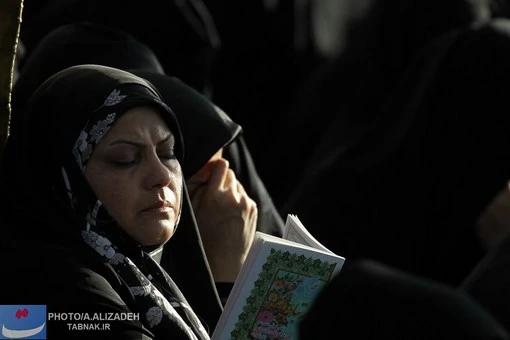 تصاوير : زيارت عاشورا در آسمان تهران