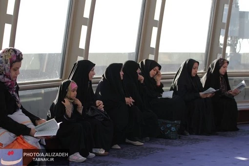 تصاوير : زيارت عاشورا در آسمان تهران