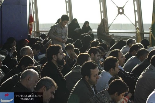 تصاوير : زيارت عاشورا در آسمان تهران