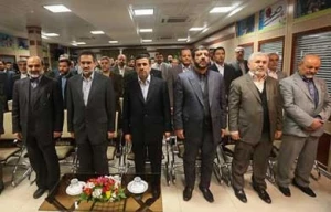 الرئیس محمود احمدی نجاد یدشن محطتین تلفزیونیتین جدیدتین