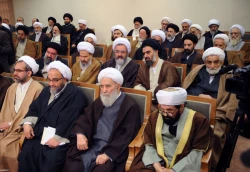 بايد دائماً در كوره اميد دميده شود، بخصوص كه نشانه هاي اميد فراوان است