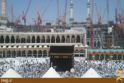 قسمت شمال شرقي صحن مسجدالحرام معروف به باب الفتح كه داراي مناره به ارتفاع 89 متر بود تخريب و جزء قسمت توسعه يافته صحن مسجدالحرام شد
