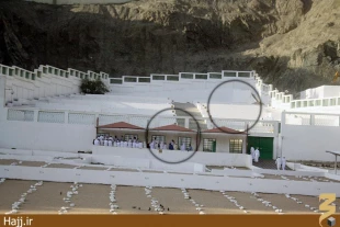 دايره بالا مقابر اجداد پيامبر و حضرت ابوطالب و دايره پايين مقبره حضرت خديجه است