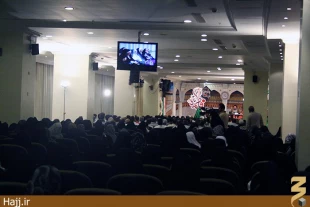 استقبال پرشور زائران بيت‌الله الحرام از مراسم پرفيض دعاي كميل و ندبه 