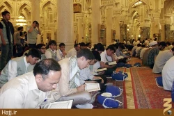 حلقه‌هاي قرآني دانش‌آموزان در مسجدالحرام/عكس