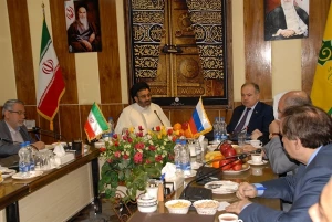 معاون رییس شورای فدرال روسیه:

هزینه حج در روسیه برابر با هفت ماه حقوق یک شهروند است