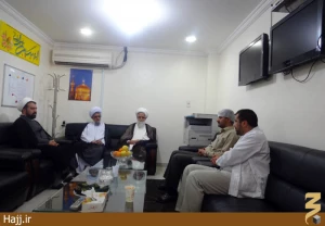 صبح امروز انجام شد

بازدید نماینده بعثه از آشپزخانه ایرانیان در مدینه