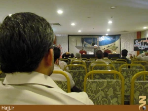 برگزاری جلسه رابطان و مسوولان فرهنگی عمره در مدینه