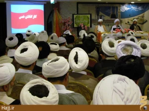 حجت‌الاسلام نجفی‌روحانی خطاب به روحانیون کاروانها:

آگاه سازی مردم نسبت به مسائل انتخابات، وظیفه روحانیون است