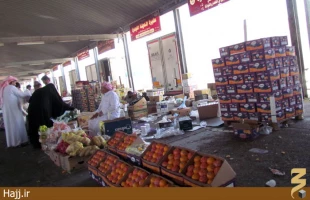 گشت و گذاري در ميدان ميوه و تره‌بار مدينه + عكس