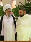 پاسخگويي به مسائل شرعي عمره گزاران احرام بسته در مسجد شجره