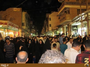 حضور گسترده زائران در حرم اميرمومنان(ع) به مناسبت عيد مبعث/عكس