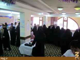تصاوير حضور زائران ايراني در پاي صندوق‌هاي راي در كربلا/۲
