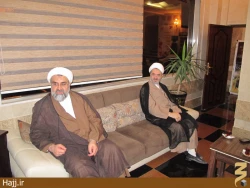 ديدار نماينده بعثه  با عضو مجلس خبرگان رهبري + عكس