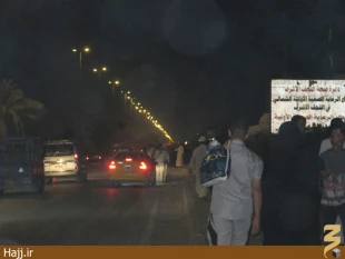 پياده روي زائران اباعبدالله از نجف به كربلا 