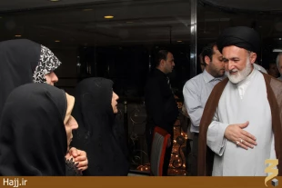ديدار مردمي نماينده ولي فقيه در حج/عكس  