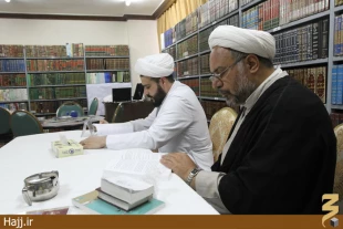 كتابخانه بعثه مدينه در خدمت زائران ايراني+عكس