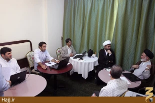 نماينده ولي فقيه و سرپرست حجاج ايراني از نشريه زائر بازديد كرد+عكس