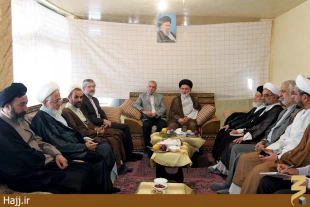 ديدار سرپرست حجاج ايراني با نمايندگان مراجع تقليد در مدينه