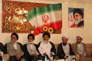 نمايندگان بعثه‌هاي مراجع تقليد در بعثهِ رهبري حضور يافتند+عكس