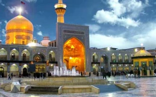 تصاوير شستشوي گنبد حرم مطهر امام رضا(ع)