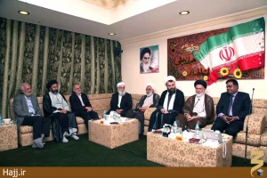دیدار رئیس بِعثه حج َبنگلادش با نماینده ولی فقیه +عکس