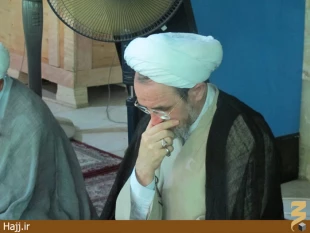 مراسم معنوي قرائت دعاي كميل در خيمه‌گاه حسيني