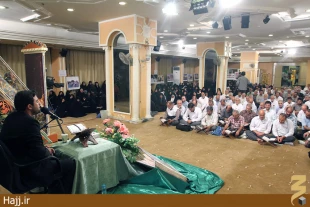 مراسم شبي با قرآن در مدينه