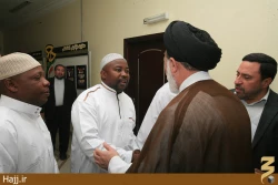 ديدار رئيس بعثهِ حج كومور با سرپرست حجاج ايراني+تصاوير