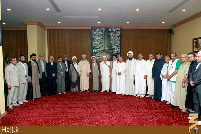گفتگوي سرپرست حجاج ايراني با وزير امور مذهبي الجزاير و رييس بعثهِ قرقيزستان
