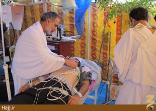 فعاليت پزشكان ايراني در منا و عرفات/عكس