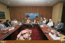 ديدار سرپرست حجاج ايراني با دكتر محمد گورمز رئيس سازمان ديانت و رئيس بعثه حج تركيه در مكه مكرمه