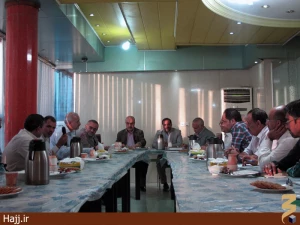 نماینده سازمان حج و زیارت در عراق در جلسه با شرکت‌های عراقی