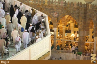 طواف در چه جهتي منطقي تر است + تصاوير طواف در شب گذشته