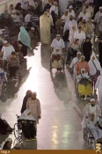 طواف در چه جهتي منطقي تر است + تصاوير طواف در شب گذشته