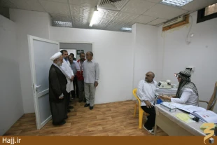 عيادت آيت الله استادي از بيماران ايراني در مدينه+تصوير