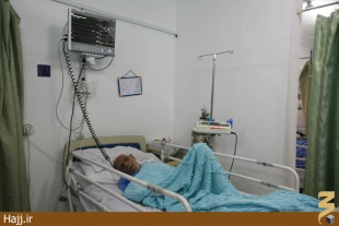 عيادت آيت الله استادي از بيماران ايراني در مدينه+تصوير