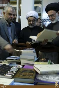 بازديدسرپرست حجاج ايراني و رئيس سازمان حج از كتابخانه تخصصي پژوهشكده حج/عكس