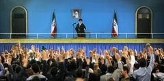 سخنان مهم رهبر معظم انقلاب در آستانه روز ملی مبارزه با استکبار جهانی؛

لبخند فریب‌گرانه دشمن نباید کسی را دچار خطا کند