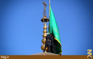 گنبد حرم مطهر رضوي سبز پوشش شد+تصوير