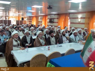 برگزاري هجدهمين جلسه روحانيون كاروان‌ها در مدينه