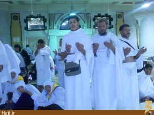 از عبادت تا عکس یادگاری بر بالای کوه مروه