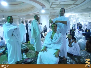 از عبادت تا عكس يادگاري بر بالاي كوه مروه